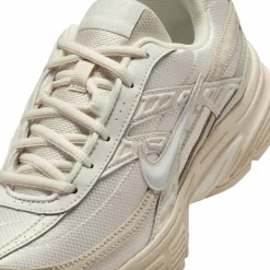 NIKE Sneakers|Fritidsskor ><noscript><img data-lazyloaded=
