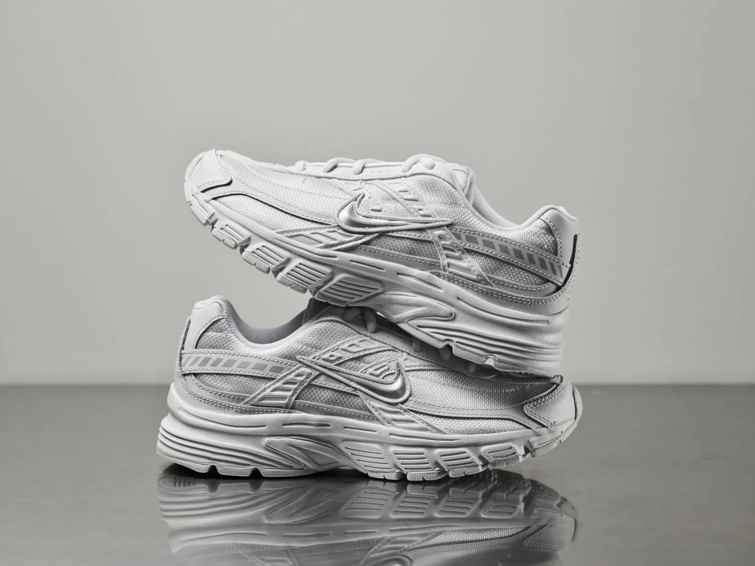 NIKE Sneakers > Initiator Vit