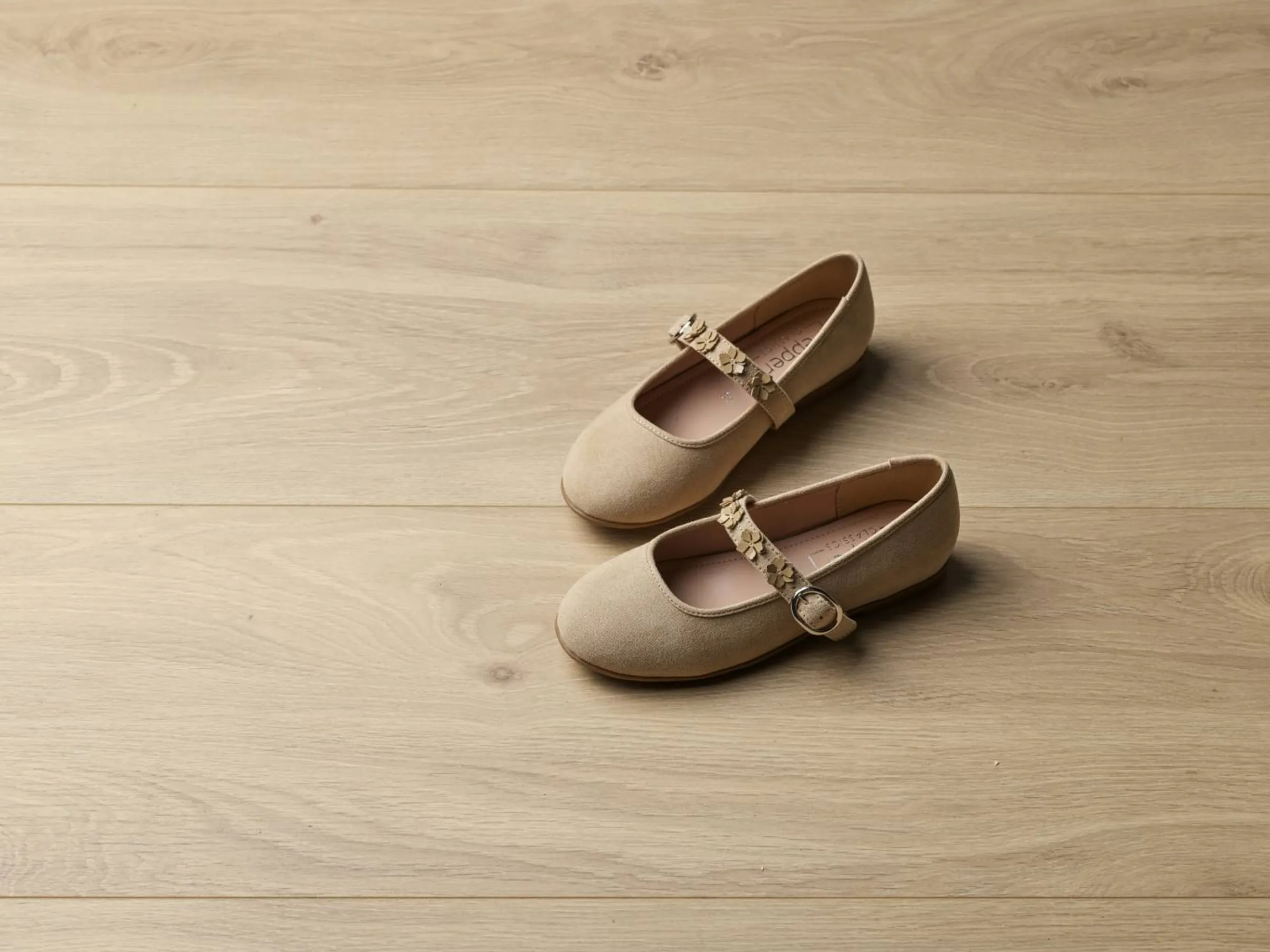 PEPPER Finskor|Finskor > Justerbar ballerina Beige