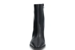 UNIFIED Boots & Stövlar ><noscript><img data-lazyloaded=