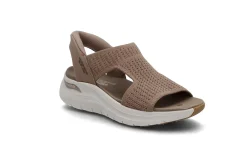 SKECHERS Sandaler & Flip-Flops ><noscript><img data-lazyloaded=