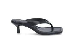 UNIFIED Pumps & Finskor|Sandaler & Flip-Flops > Moderna flip-flops Svart