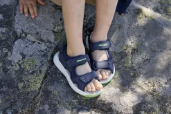 OKAKI Sandaler & Slip In-Skor ><noscript><img data-lazyloaded=