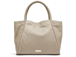 STOCKHOLM DESIGN GROUP Väskor > Tote bag i läder Beige